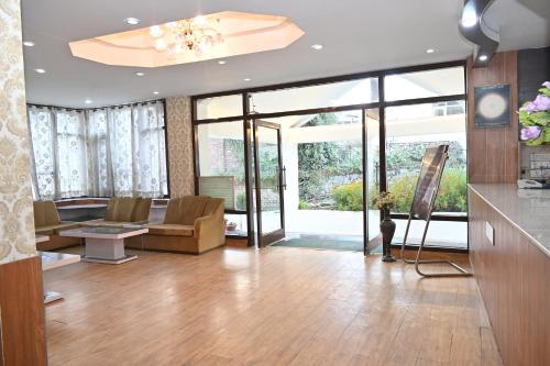 Hotel Sitara International,,4 star