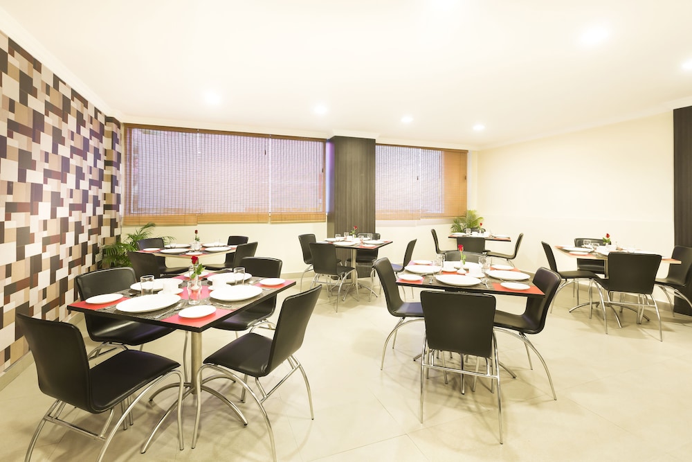 the lotus apartment hotels burkit road