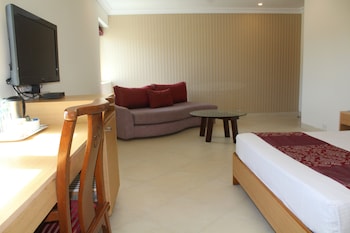 the lotus apartment hotels burkit road