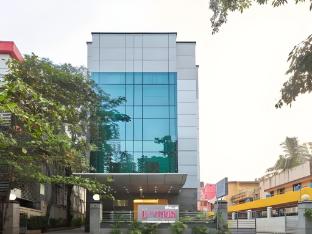 the lotus apartment hotels burkit road