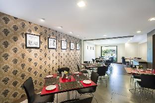 the lotus apartment hotels burkit road