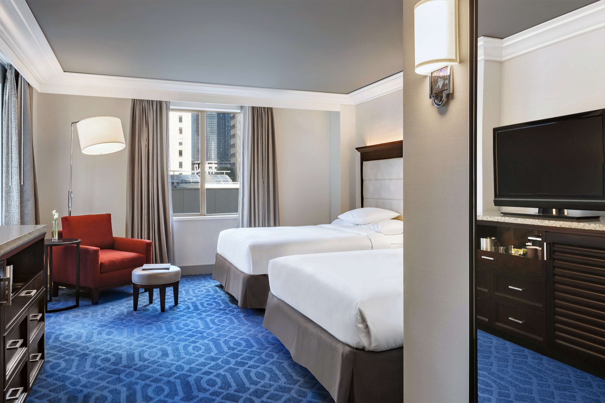 hilton checkers los angeles