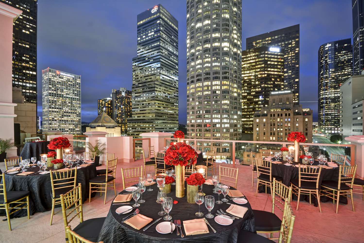 hilton checkers los angeles