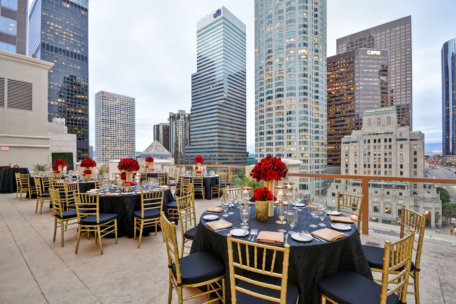 hilton checkers los angeles
