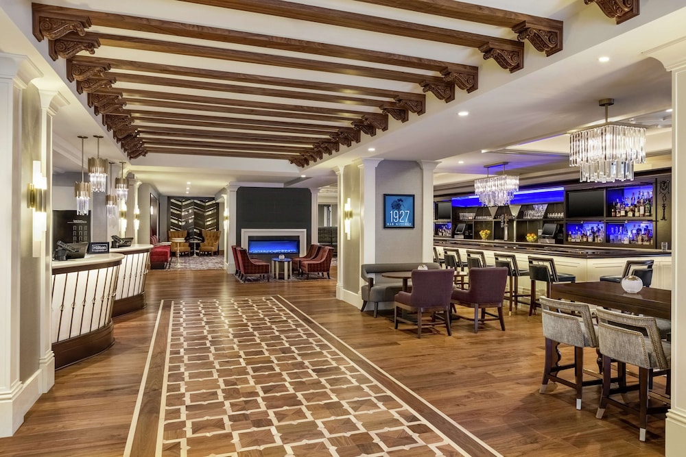 hilton checkers los angeles