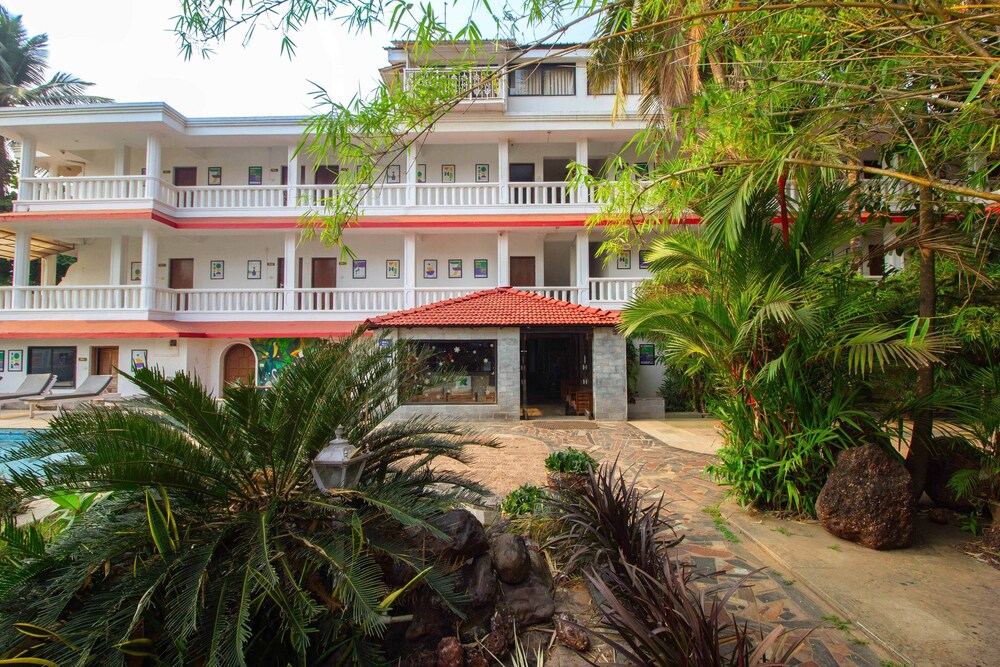 treebo kristal sands beach resort with swimming pool