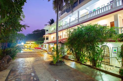 treebo kristal sands beach resort with swimming pool