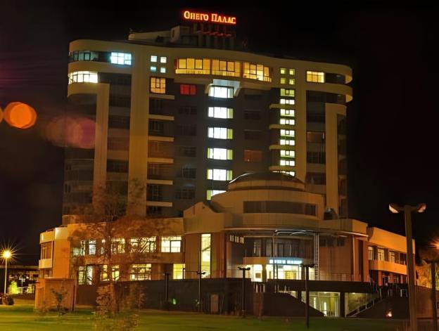 cosmos petrozavodsk hotel
