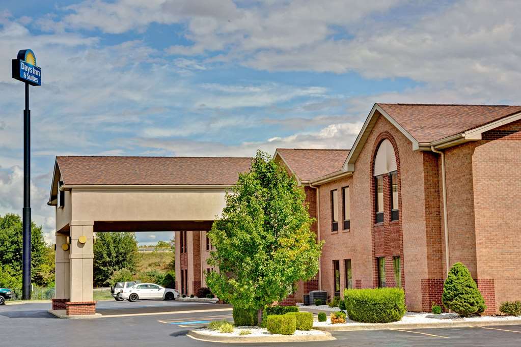 days inn and suites by wyndham louisville sw