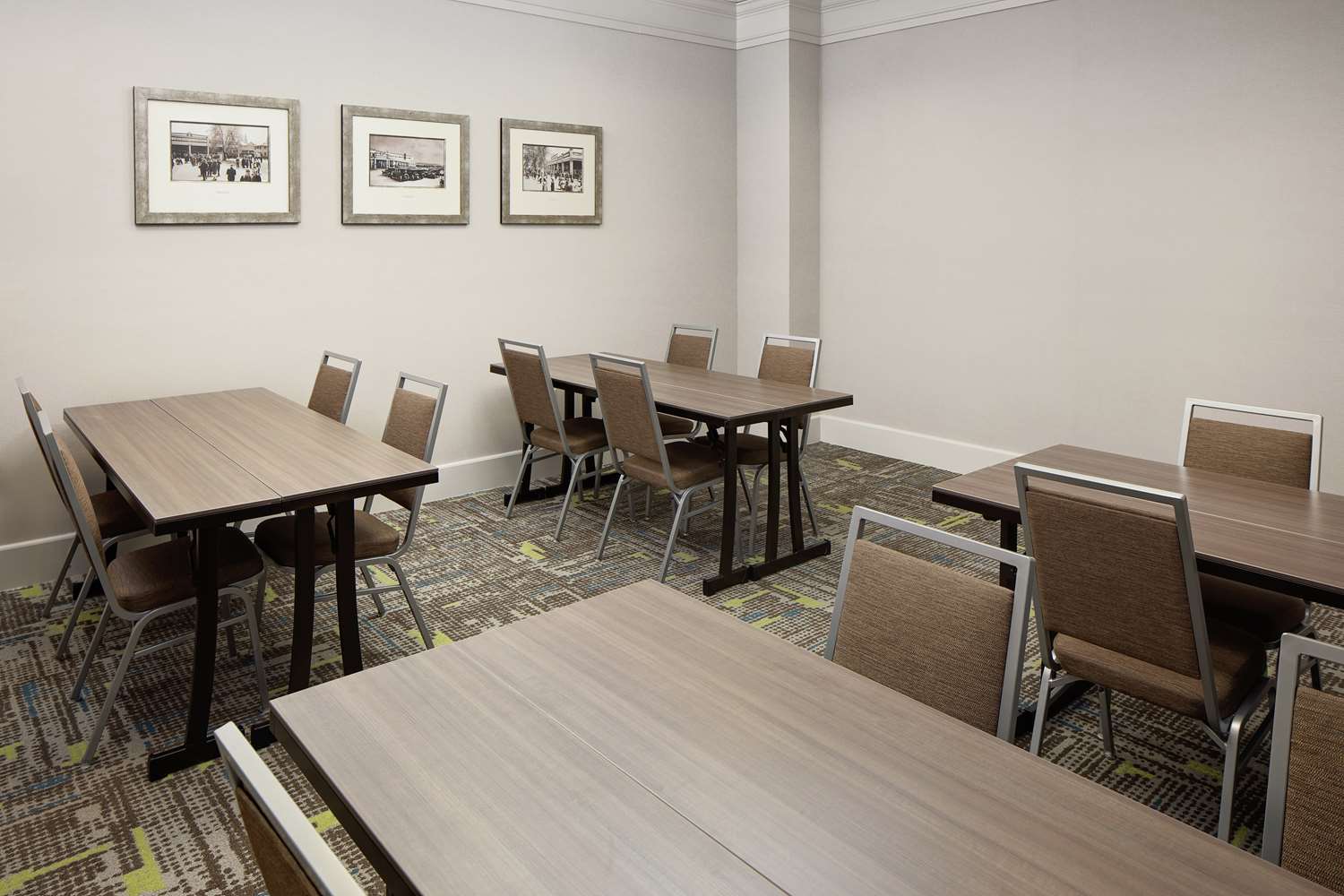 hampton inn louisville downtown