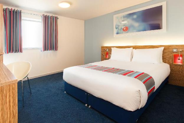 travelodge paignton seafront
