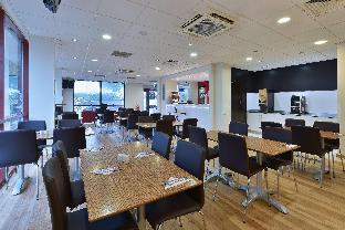 travelodge paignton seafront