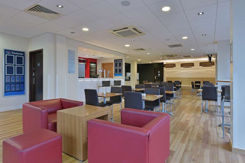 travelodge paignton seafront