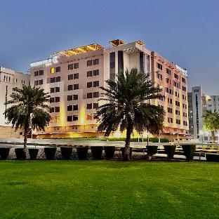 golden tulip muscat