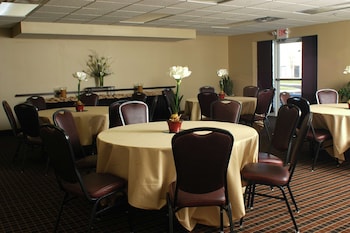homewood suites by hilton louisville east