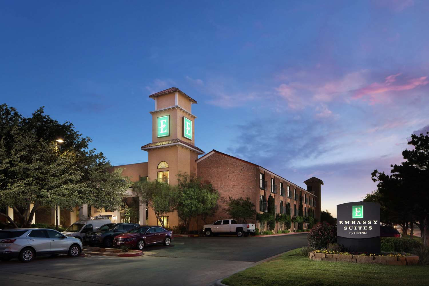 embassy suites lubbock