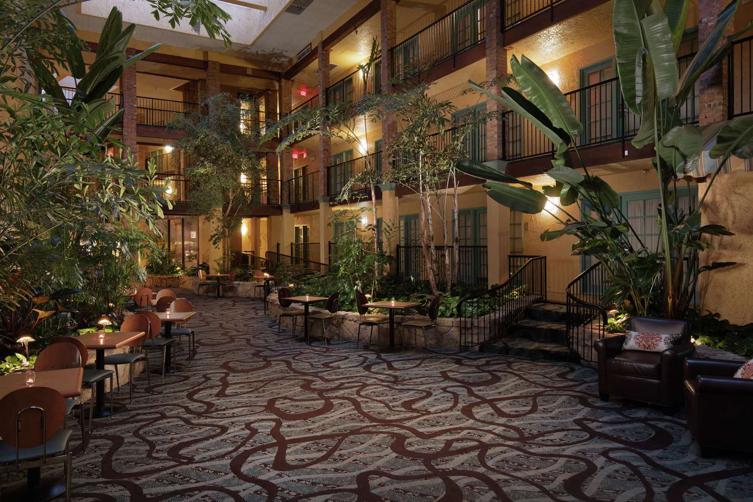 embassy suites lubbock