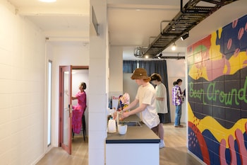 urban lounge sleepery