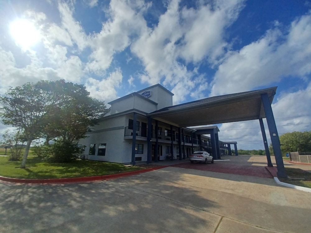 executive inn port lavaca by oyo