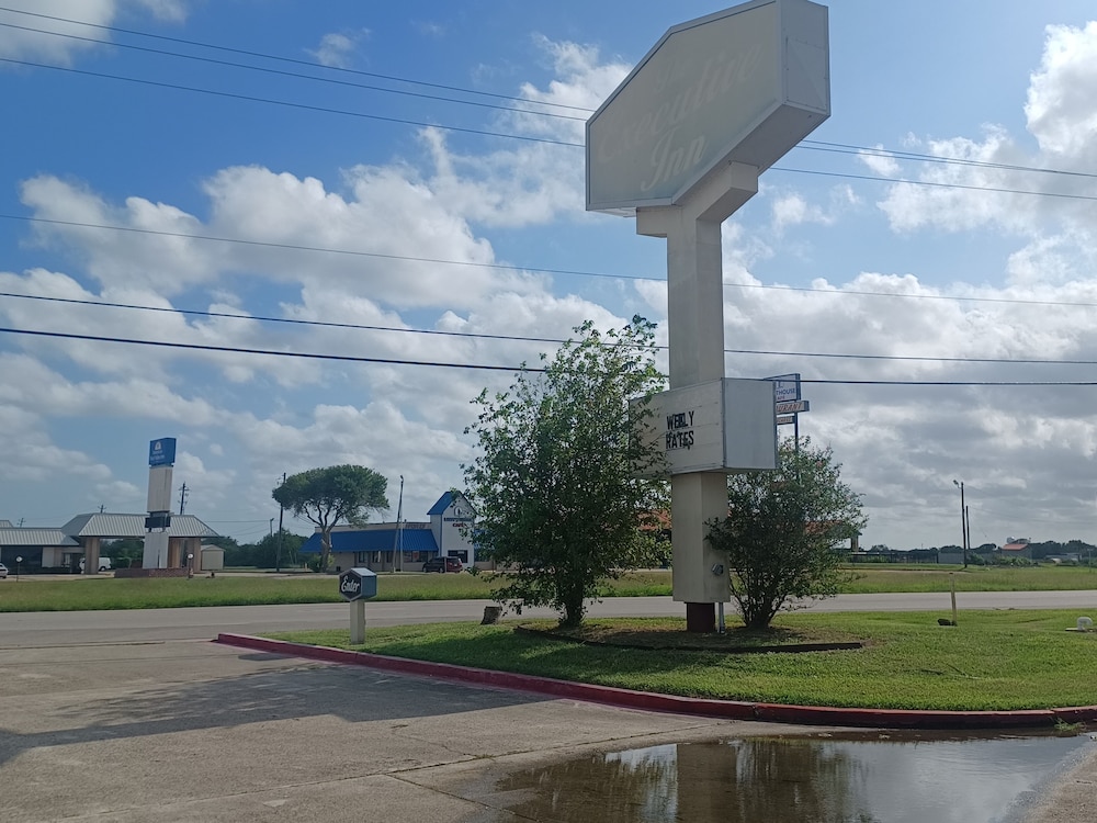 executive inn port lavaca by oyo