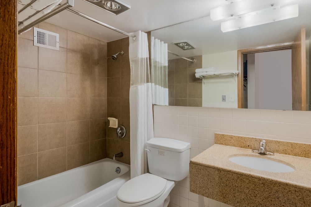 oyo hotel morton east peoria i 74