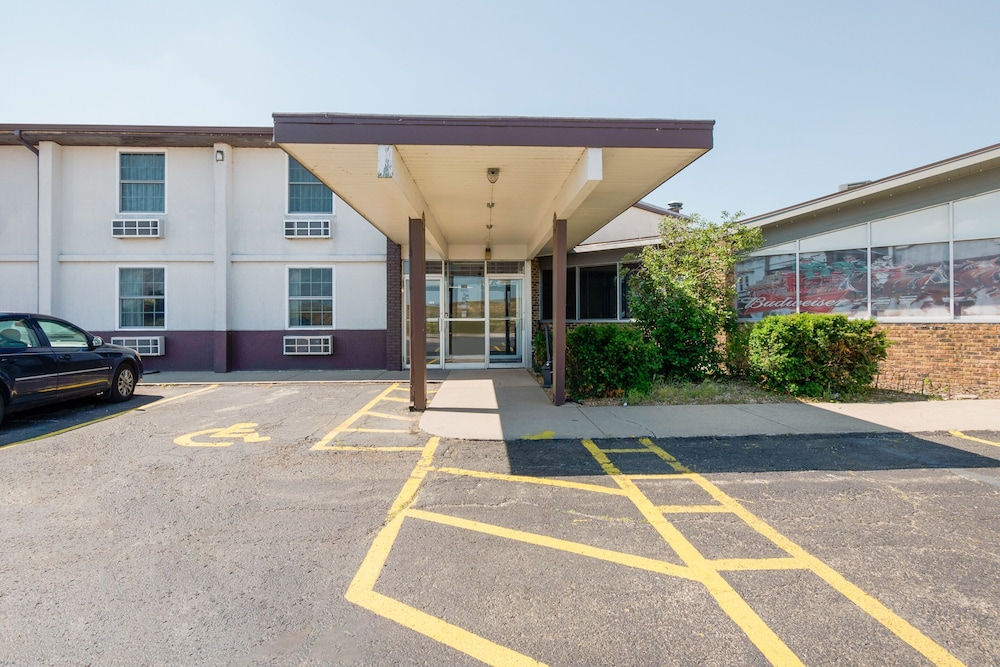 oyo hotel morton east peoria i 74