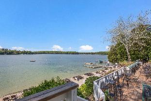 the shore club wisconsin ascend hotel collection