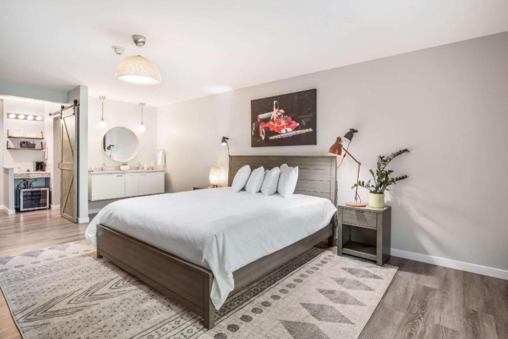 the shore club wisconsin ascend hotel collection