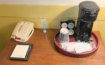 colonial houses an official colonial williamsburg hotel