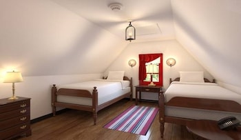 colonial houses an official colonial williamsburg hotel