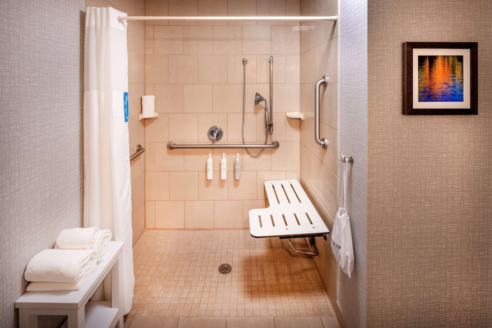 hampton inn pullman
