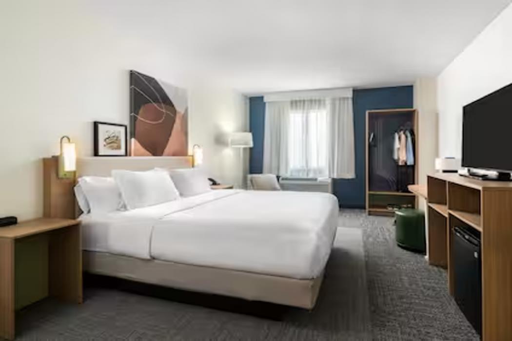 Spark By Hilton Exton,,3 star
