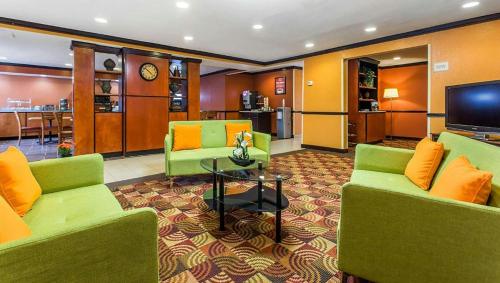 studios and suites 4 less charlotte