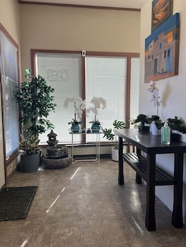 midtown inn and suites