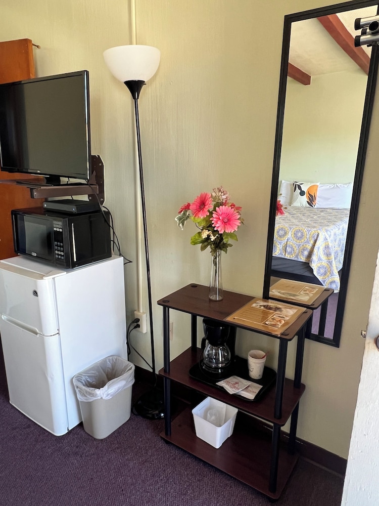 midtown inn and suites