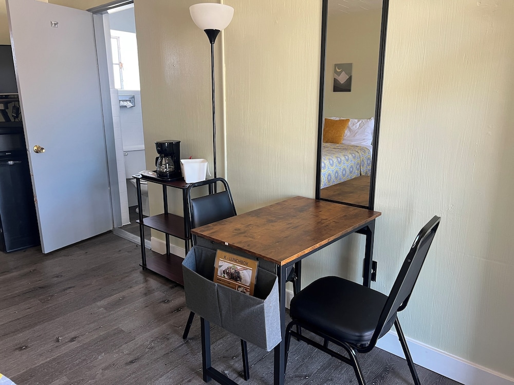 midtown inn and suites