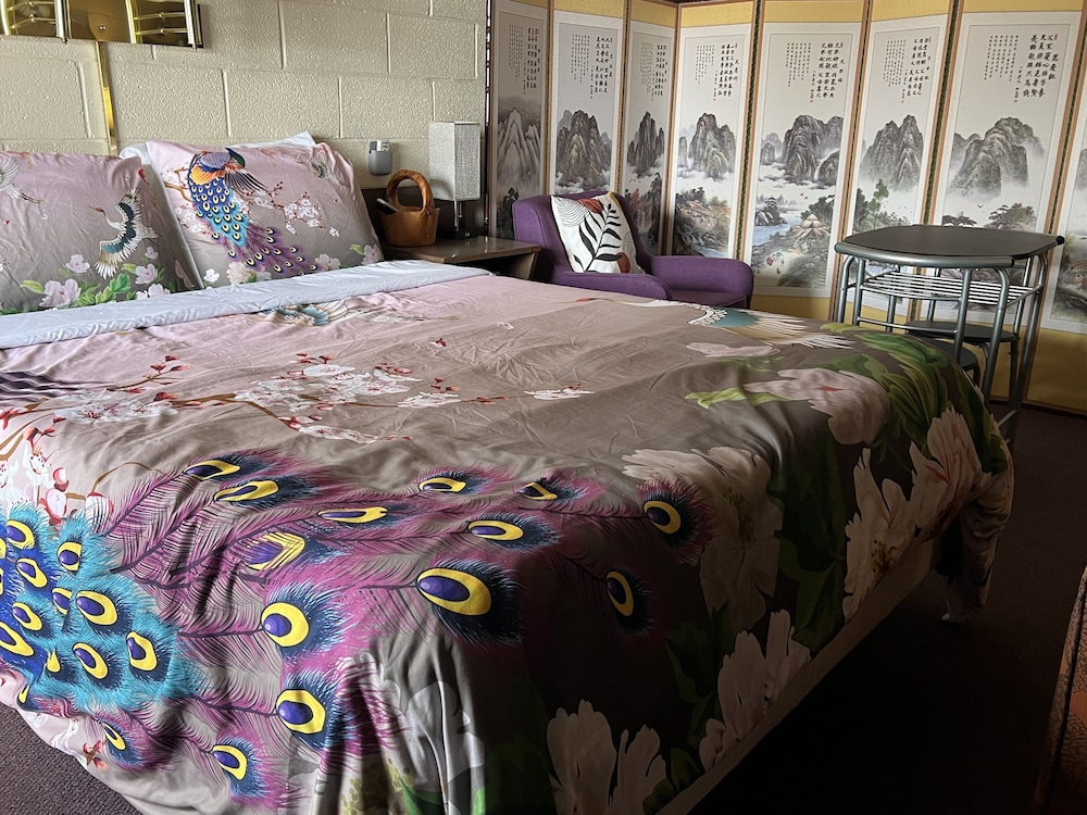 midtown inn and suites