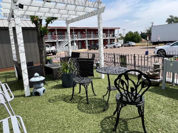 midtown inn and suites