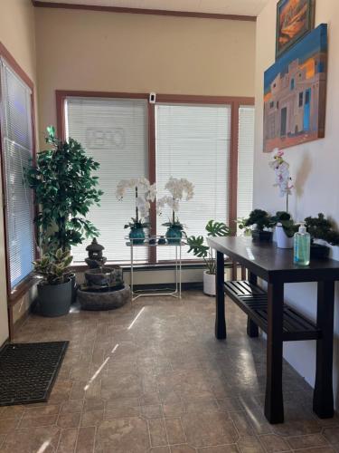 Midtown Inn & Suites,Otero County>>La Junta,2 star