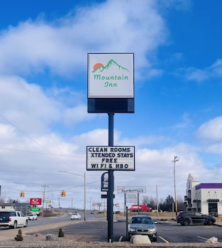 Mountain Inn,Iron Mountain>>Dickinson County,3 star