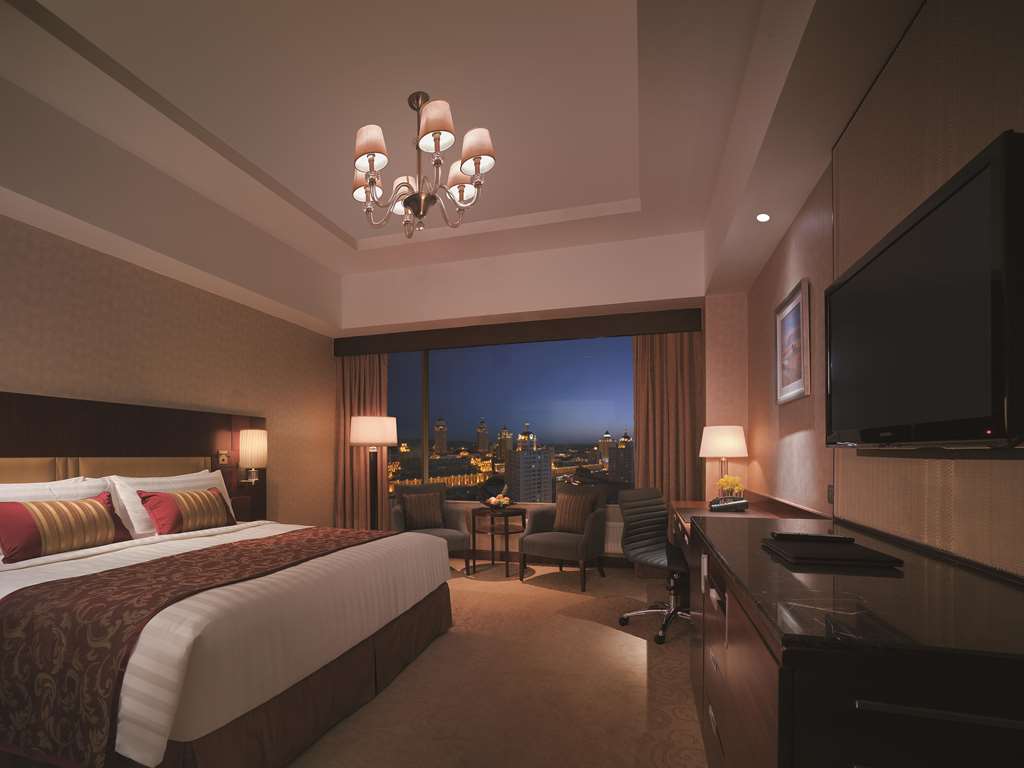 shangri la manzhouli