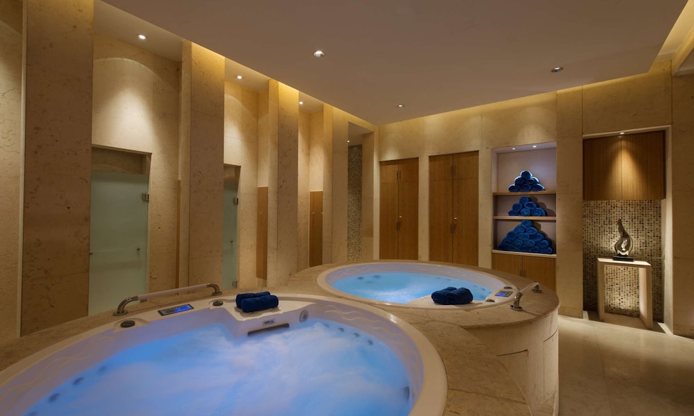 doubletree by hilton hotel qinghai golmud