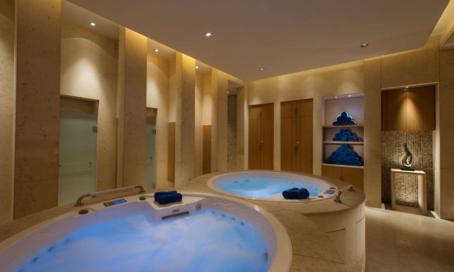 doubletree by hilton hotel qinghai golmud