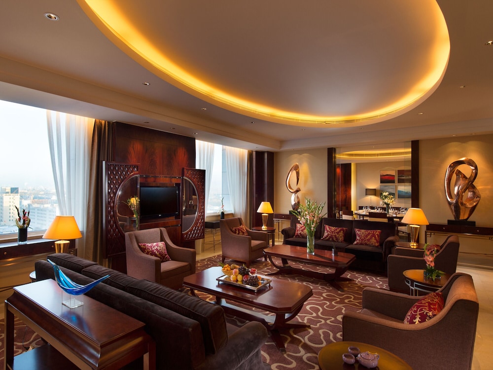 doubletree by hilton hotel qinghai golmud