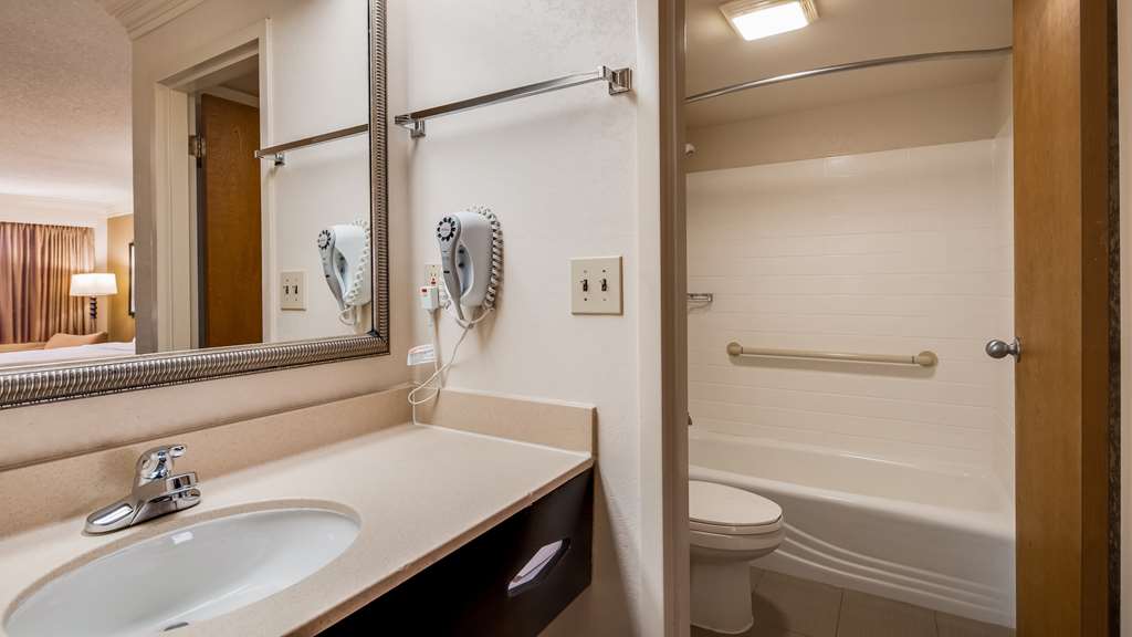best western inn and suites of macon