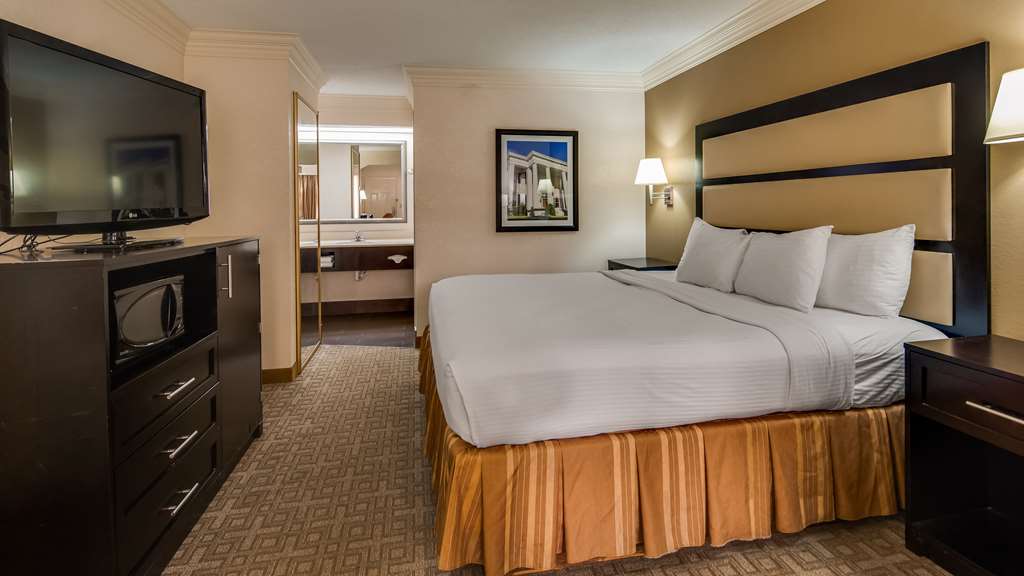 best western inn and suites of macon