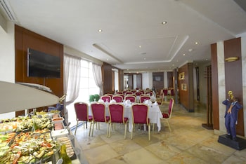 the penthouse suites hotel