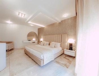 the penthouse suites hotel