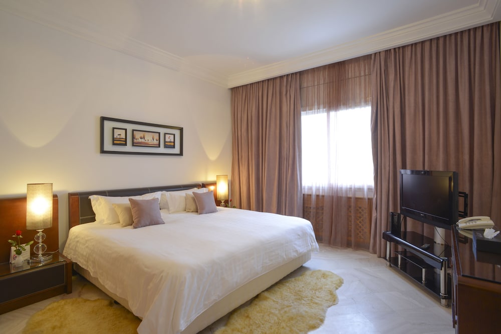 the penthouse suites hotel