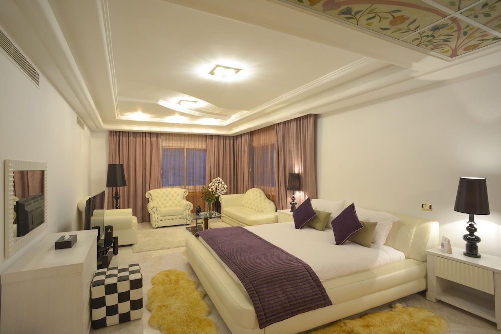 the penthouse suites hotel